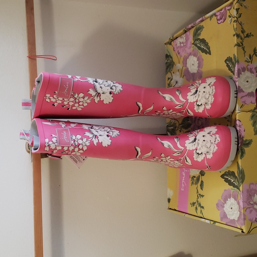 Joules Womans Pink W/ White Floral Print Rain Boots - Picture 3 of 11